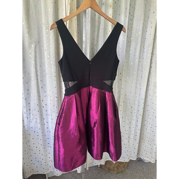 X By Xscape Mesh Inset Fit & Flare Pleated Iridescent Skirt Cocktail Dress 8 - Picture 6 of 8